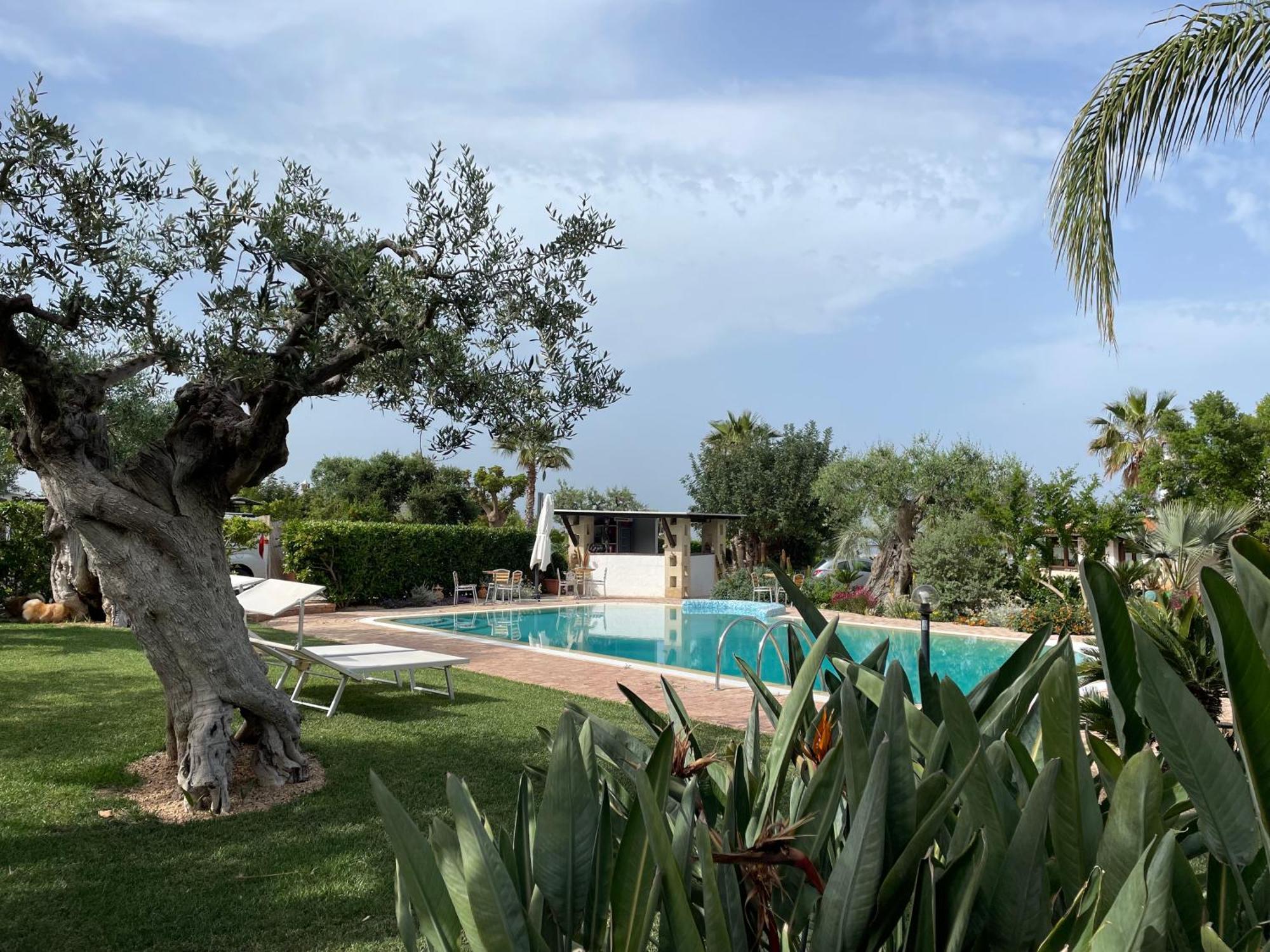 Alla Villa Di Angelo 莫诺波利 外观 照片